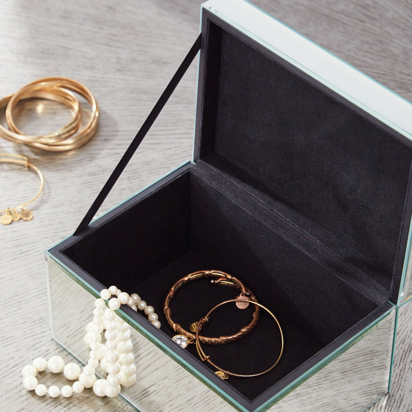 Charline - Metallic - Box Set (Set of 2)