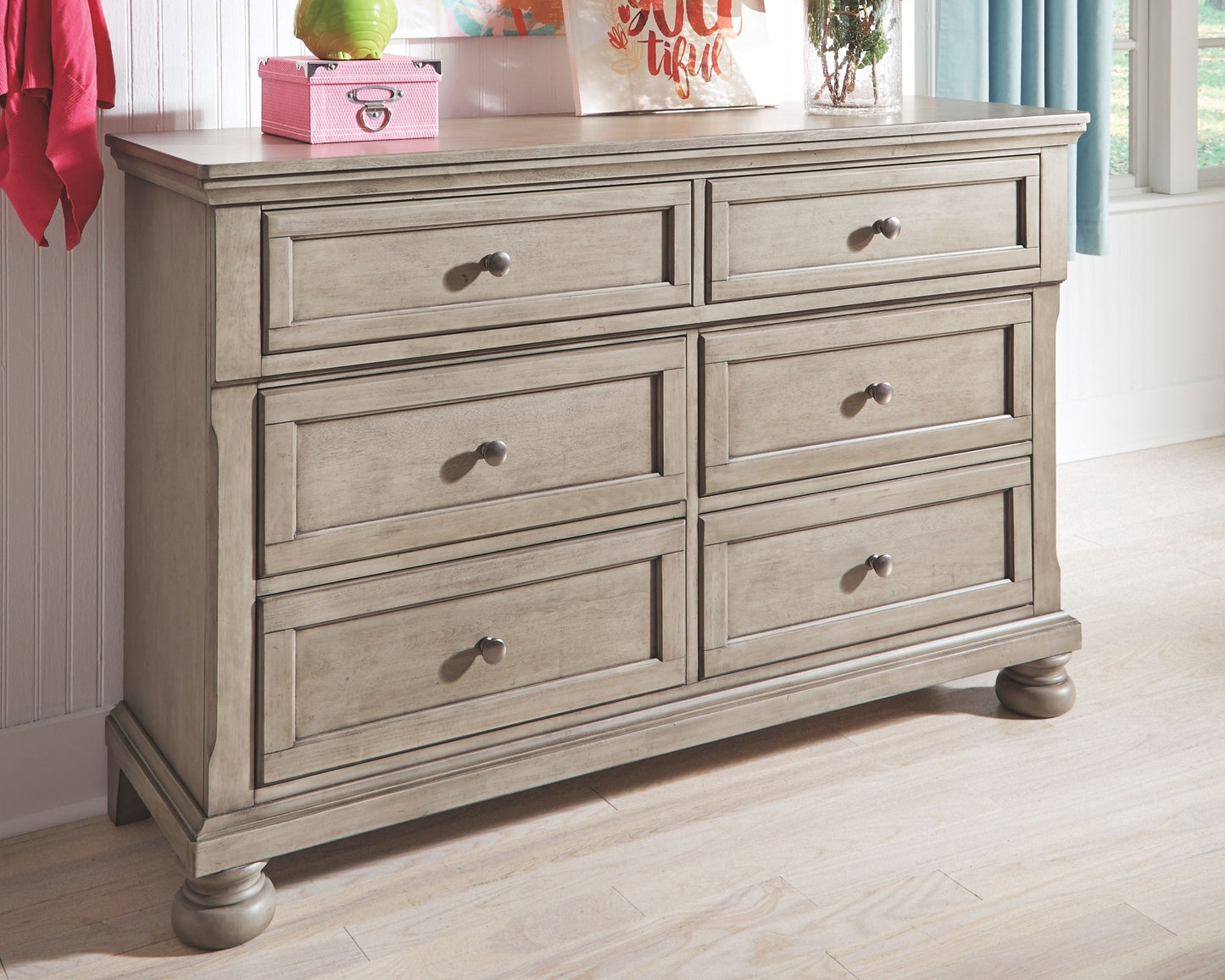 Lettner - Light Gray - 6 Drawer Dresser, Mirror