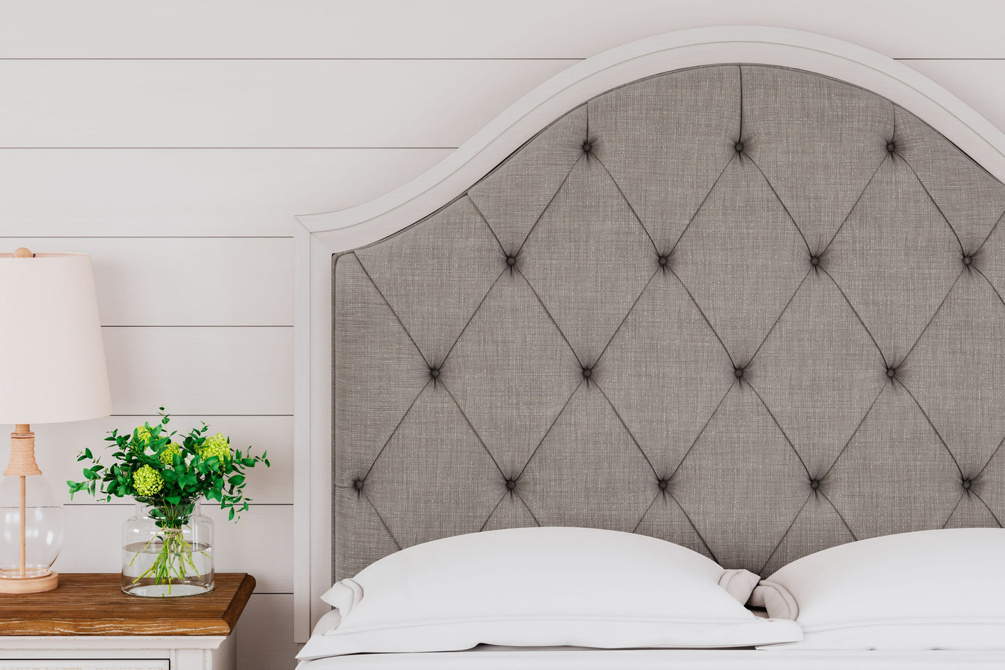 Brollyn - Uph Panel Headboard