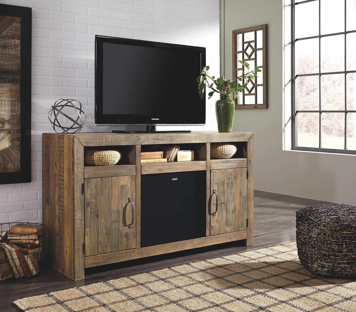 Sommerford - Brown - LG TV Stand W/Fireplace Option
