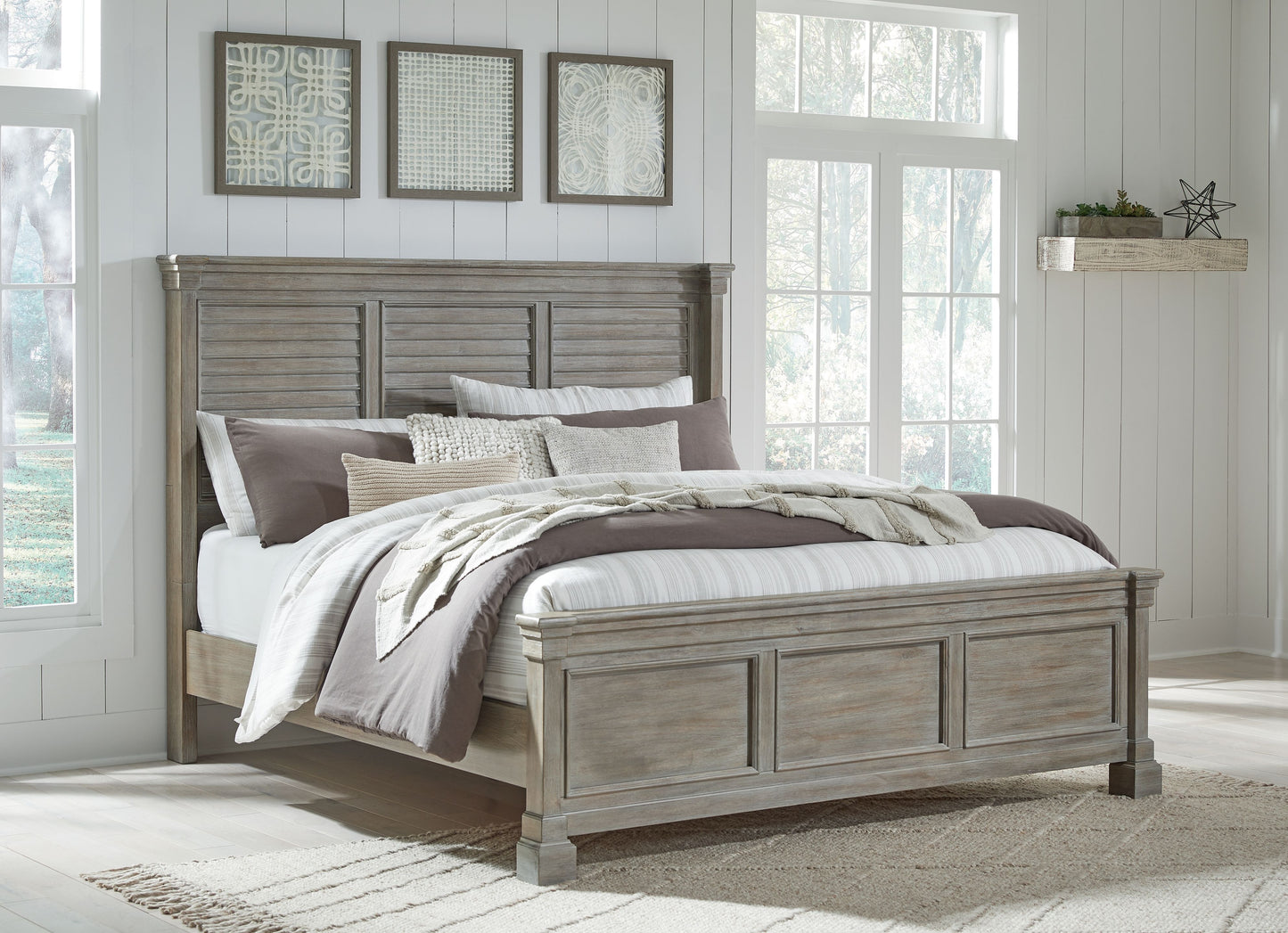 Moreshire - Bedroom Set