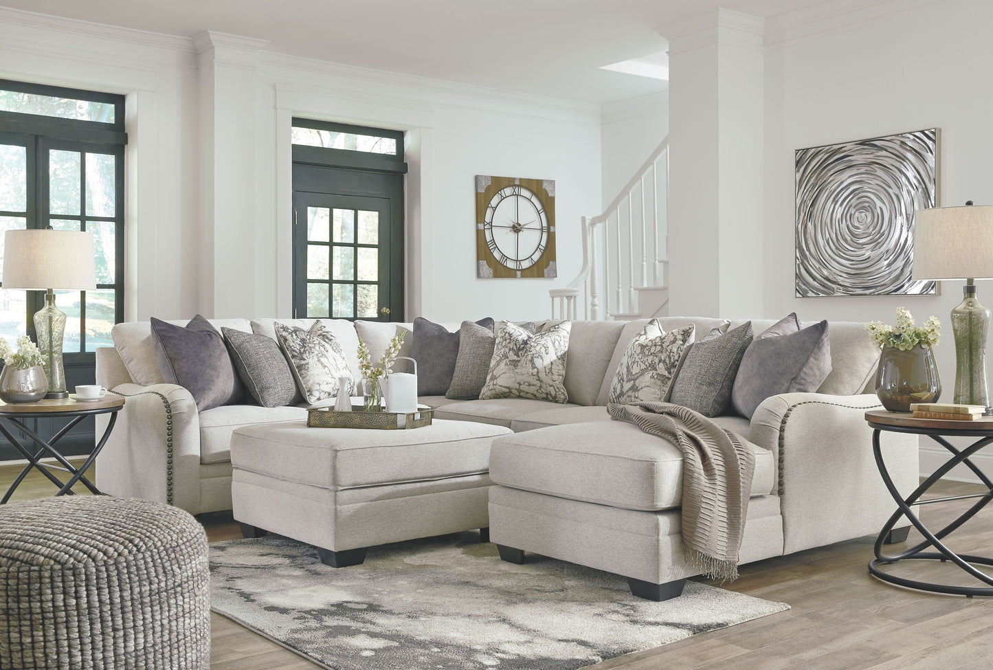 Dellara - Sectional Set