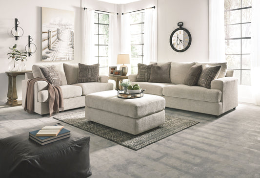 Soletren - Living Room Set