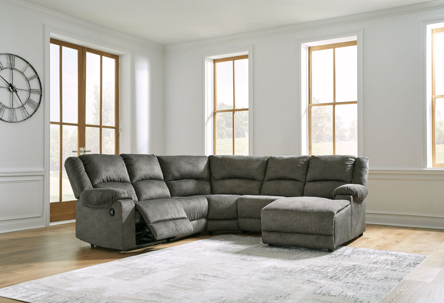 Benlocke - Reclining Sectional