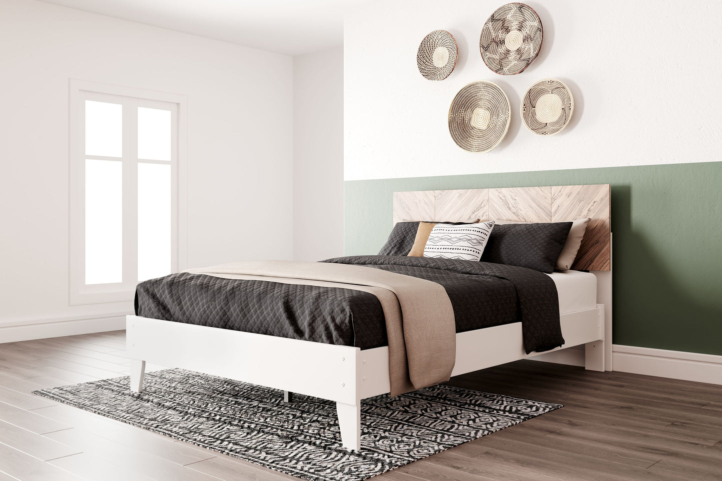 Piperton - Panel Platform Bed