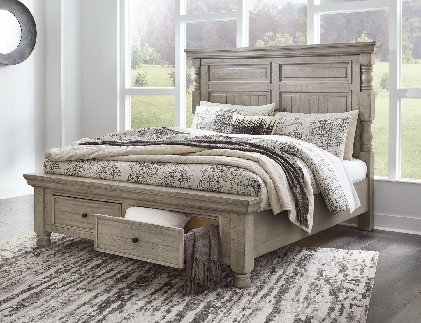 Harrastone - Panel Storage Bed